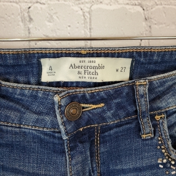 ABERCROMBIE & Fitch Distressed Denim Skinny Jeans - Picture 4 of 6